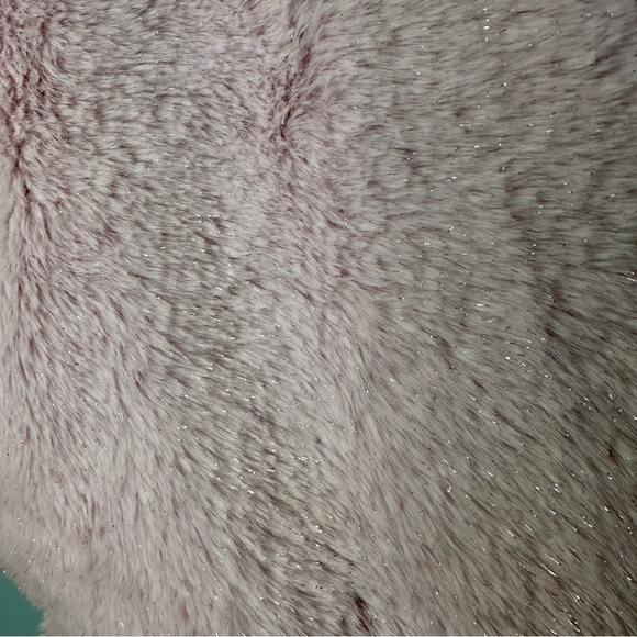 CUPCAKES & CASHMERE THROW SPARKLE BUNNY LILAC FAUX FUR BLANKET - Picture 15 of 16